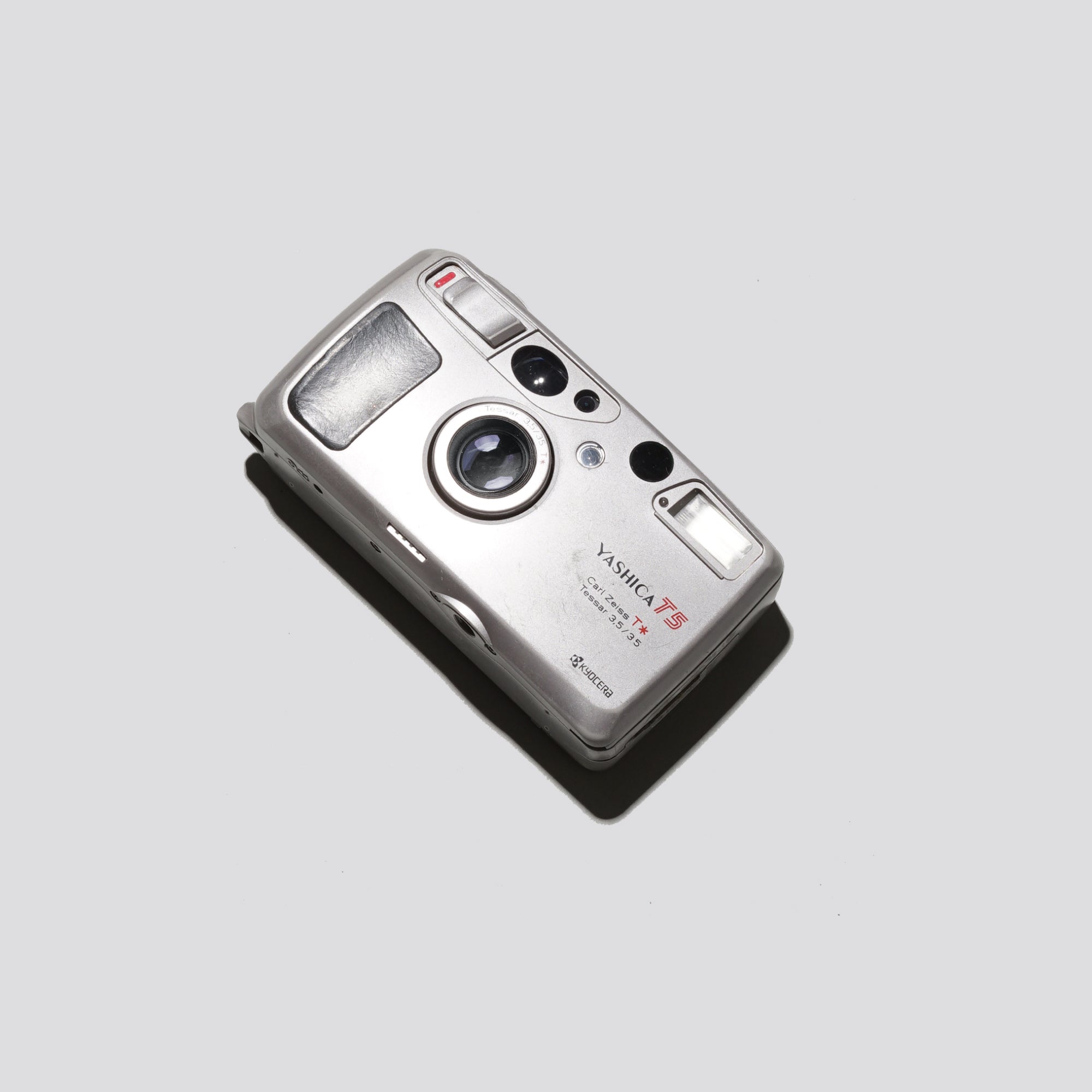 Buy Yashica T5 Grey now at Analogue Amsterdam